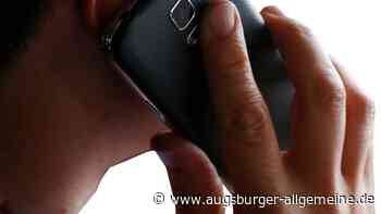 Unbekannter bezahlt Smartphone mit Falschgeld