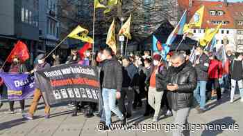 Hanau-Jahrestag: 300 Menschen protestieren in Ulm gegen Rassismus