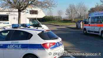 Castelnuovo: il furgone travolge una 29enne, poi si dilegua - La Gazzetta di Modena
