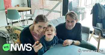 Ouders halen alles uit de kast voor gehandicapt zoontje Senn: "Zelfs een lift in huis in plaats van een trap" - VRT NWS