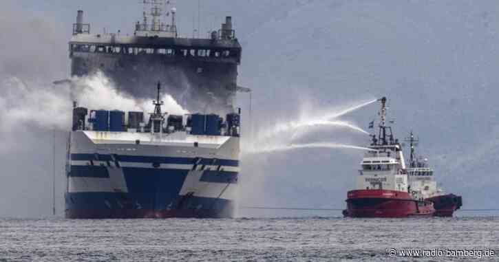 Erster Toter von brennender Autofähre vor Korfu geborgen