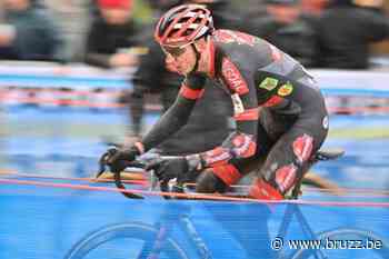 Michael Vanthourenhout wint de Universiteitscross van Brussel - BRUZZ
