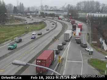 Stall inside the Massey Tunnel on Friday morning - Delta-Optimist