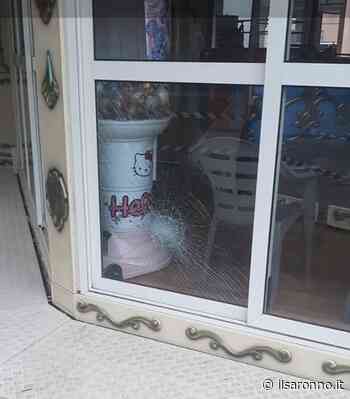 Saronno, sassate contro la giostra dei bimbi in piazza De Gasperi - ilSaronno