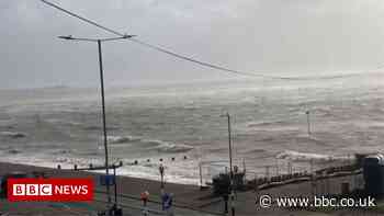 Storm Eunice: Westcliff-on-Sea seafront battered by strong winds
