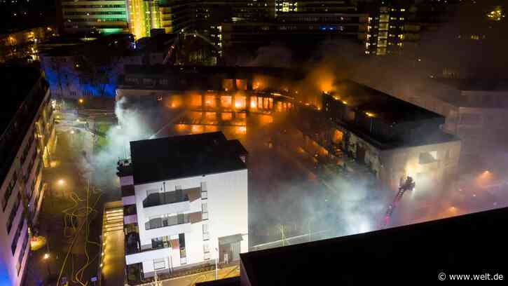 Großbrand: Brennender Wohnkomplex in Essen noch nicht unter Kontrolle - WELT - WELT