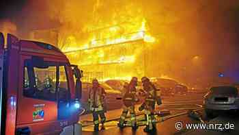 Großbrand in Essen: Wohnkomplex in Flammen, 3 Verletzte - NRZ News