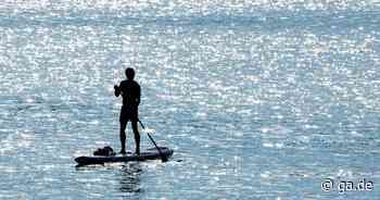 Wassersport in Bonn: Stehpaddler auf dem Rhein sorgen für immer mehr Einsätze - General-Anzeiger Bonn