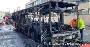 Linienbus in Erlangen in Brand geraten