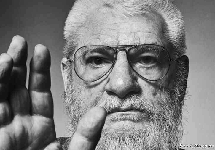 Architektur, Tourismus und Rock n Roll
 - Zum Tod von Dan Graham