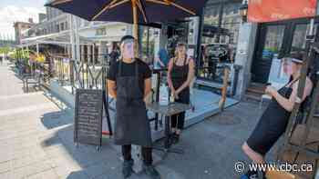 Why some Quebec businesses want to keep the vaccine passport, even if they don't have to