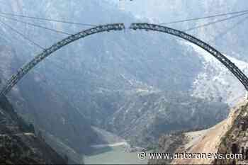 Jembatan kereta api tertinggi sambungkan Jammu dan Kashmir di India - ANTARA