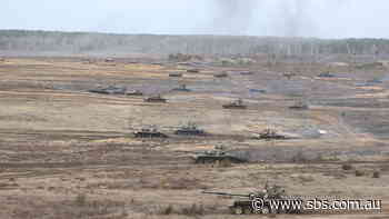 US says Russia 'poised to strike' as Ukraine warns global security architecture 'almost broken' - SBS News