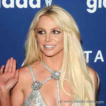 Britney Spears lands multimillion-dollar book deal - report