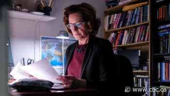 6 times Carol Off held someone's feet to the fire