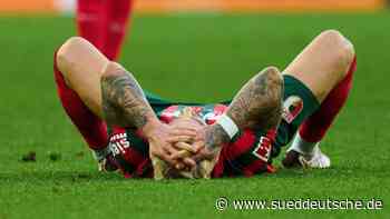 FC Augsburg: Peu à peu bedrohlichere Züge - Sport - Süddeutsche Zeitung - SZ.de