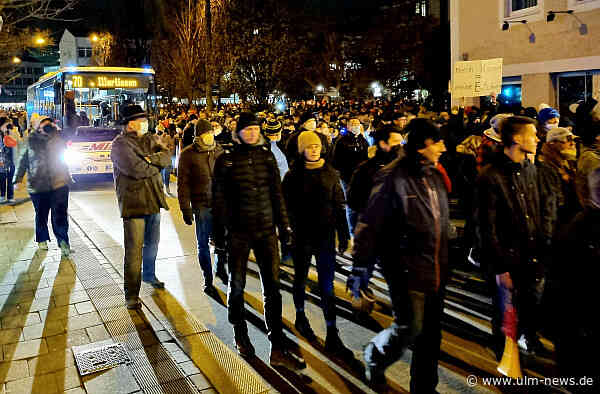 OB Gunter Czisch: Stadt Ulm hält sich streng an Grundsatz der Verhältnismäßigkeit bei Corona-Demonstrationen