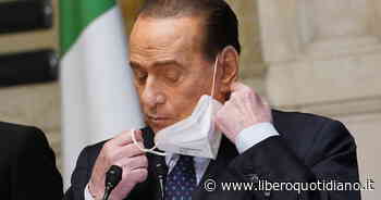 Silvio Berlusconi, tam-tam drammatico da Arcore: "Sta somatizzando", la testimonianza sulle condizioni del Cav - Liberoquotidiano.it