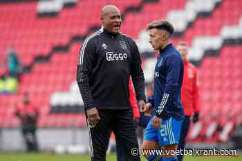 Doofpotoperatie? 'Ook assistent-coach schuldig aan grensoverschrijdend gedrag, maar Ajax liet hem ongemoeid'