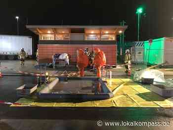 Gefahrguteinsatz der Feuerwehr auf der A 2, Werkfeuerwehr des Chemieparks Marl unterstützte - Marl - Lokalkompass.de