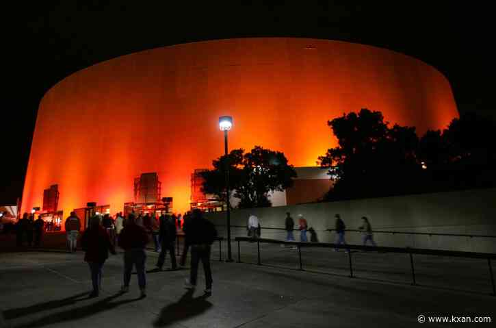 Final Texas men's basketball game at Erwin Center sold out
