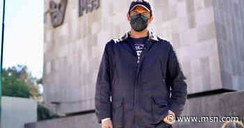 Chuy podrá cumplir su sueño de ser pianista tras explosión en su mano; IMSS le salva vida - MSN