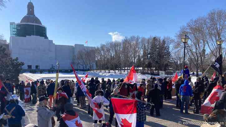 Protesters, convoy converge on the Alberta Legislature during throne speech