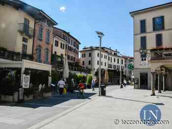 Lecco. Tavolini in piazza, torna la Tosap. Dibattito sulle nuove regole - Lecco Notizie