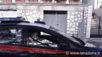 Siena, bimbi legati con le fasce da stretching - LA NAZIONE