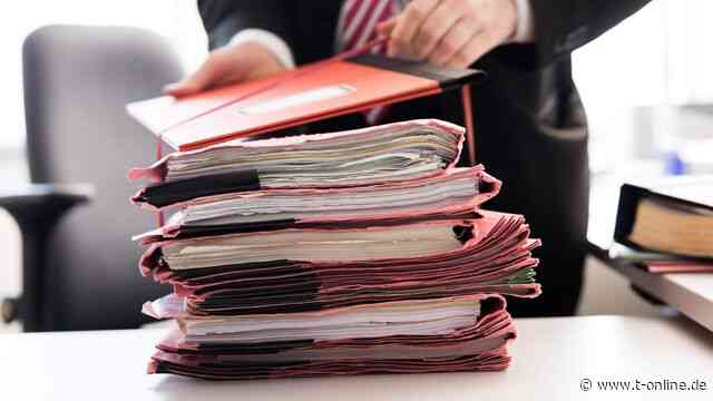 Dreifachmordprozess gegen Zahnarzt beginnt in Kiel - t-online.de