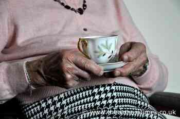 Hearing aids may cut risk of mental decline, study suggests - theoldhamtimes.co.uk