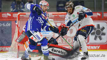 Nach 3:0-Führung: Schwenningen zittert sich gegen Iserlohn zum Sieg - kicker