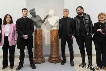 Milano, l'opera di Francesco Vezzoli per l'album "Disumano” di Fedez esposta in Triennale - Sky Tg24