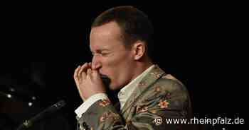 Ein Meister der Mundharmonika: Konstantin Reinfeld in Grünstadt - Konzert - Rheinpfalz.de