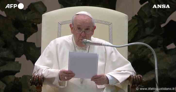 Ucraina, Papa Francesco fa un appello al digiuno “per la pace”: “Chi ha responsabilità politiche faccia esame di coscienza davanti a Dio”