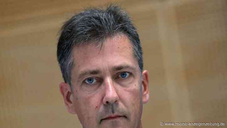 Anti-Corona-Demo in Würzburg während Fasching verärgert OB