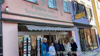 Apéritiv im Puppenmuseum - Französisch-Kurs der Volkshochschule Schramberg besucht Rottweil - Schwarzwälder Bote