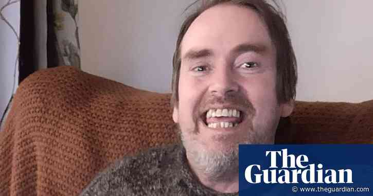 Care homes in England close 1,600 beds in six-month period