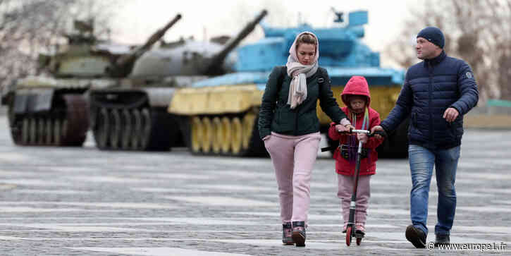 «Les chars russes sont en Ukraine» : un Français témoigne de la situation sur place - Europe 1