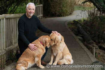 Comox Fire Chief Gord Schreiner receives Lifetime Achievement Award - Comox Valley Record