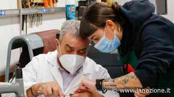 Le imprese manifatturiere di Prato e Pistoia a caccia di operai e tecnici specializzati - LA NAZIONE