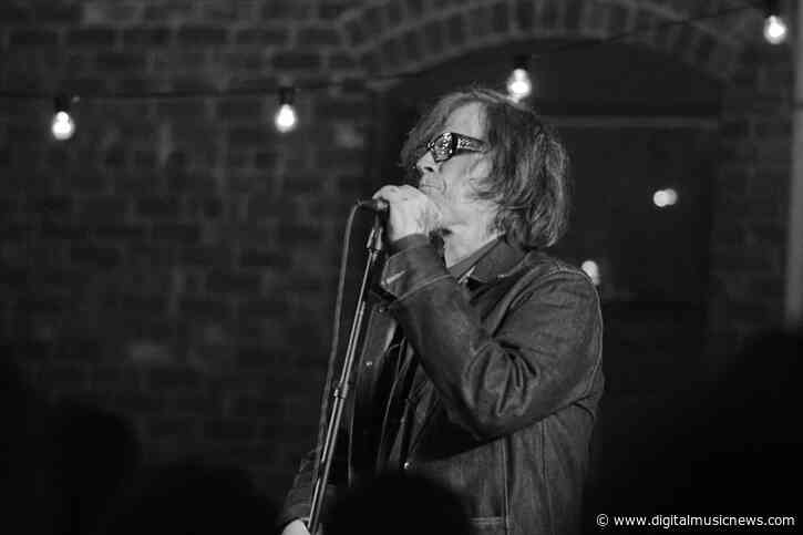 Lead Singer of the Screaming Trees, Mark Lanegan Dies – Aged 57