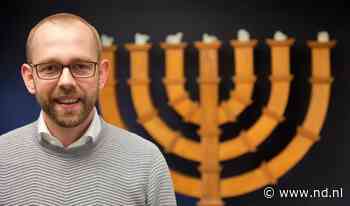 Lourens bidt met zieken in Nazareth: 'Mensen staan hier open voor de geestelijke wereld' - Nederlands Dagblad