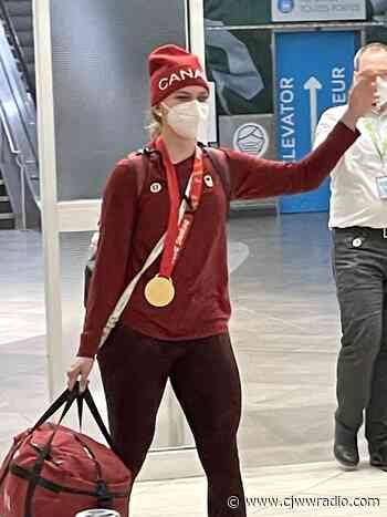 Golden Moment At Saskatoon Airport | Country 600 CJWW - CJWW