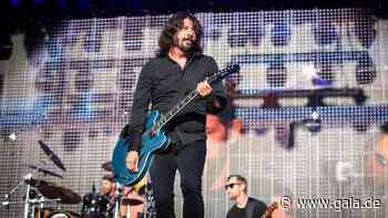 Dave Grohl: Der "Foo Fighters"-Frontmann ist "taub" - Gala.de