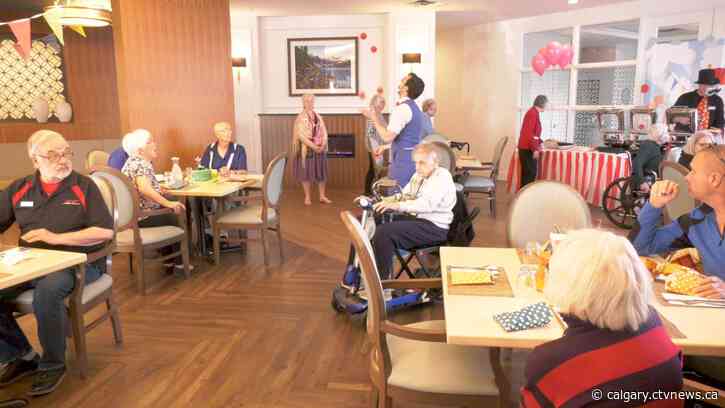 'A big treat for us': Circus comes to Calgary seniors home