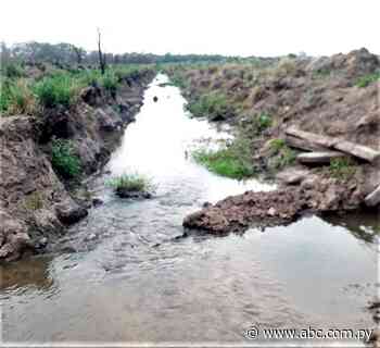 Vecinos denuncian desvío de cauce de arroyo Mbusuy en Ybycuí - ABC Color