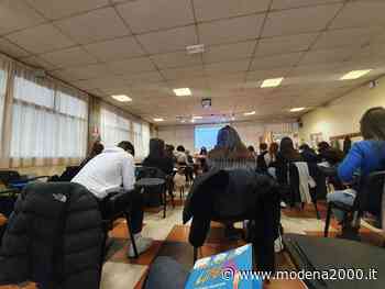 Al Muratori-San Carlo di Modena, percorso di formazione e orientamento sulla cittadinanza attiva per sconfiggere la criminalità organizzata - Modena 2000