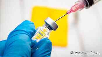 Brandenburg will Personal-Ausfälle durch die Impfpflicht hinauszögern - rbb24