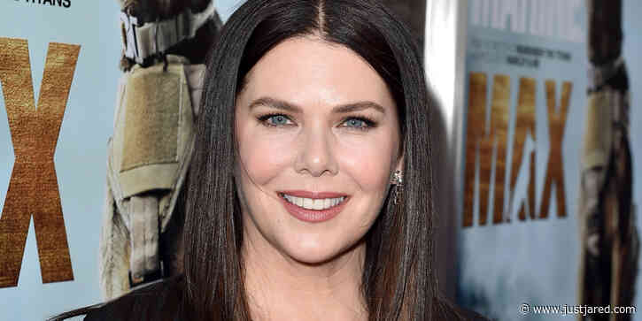 Lauren Graham Is Apologizing After Getting 'Gilmore Girls' Fans Really Excited About A Possible Announcement